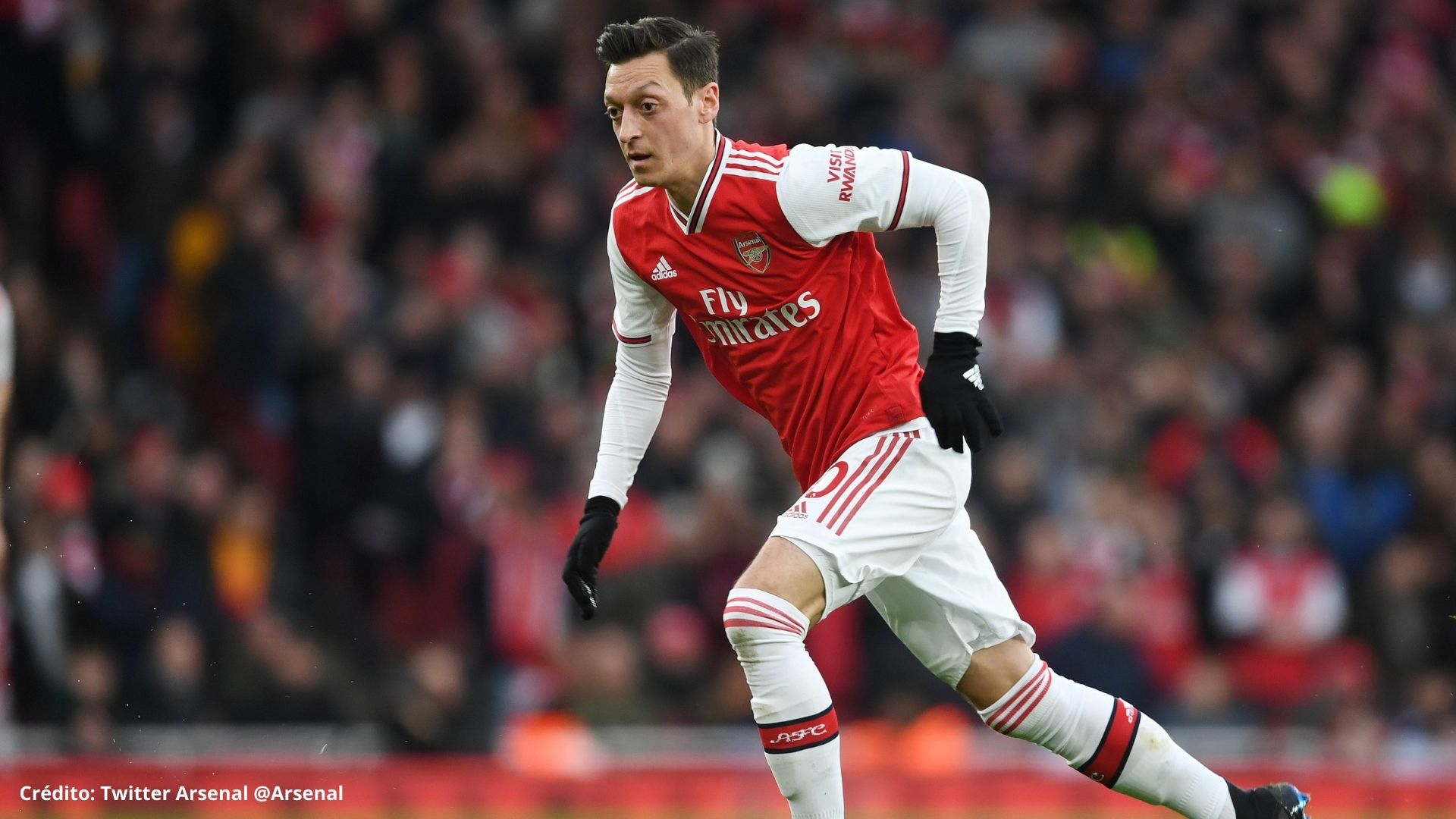 Mesut Özil, campeón mundial en 2014, anunció su retiro