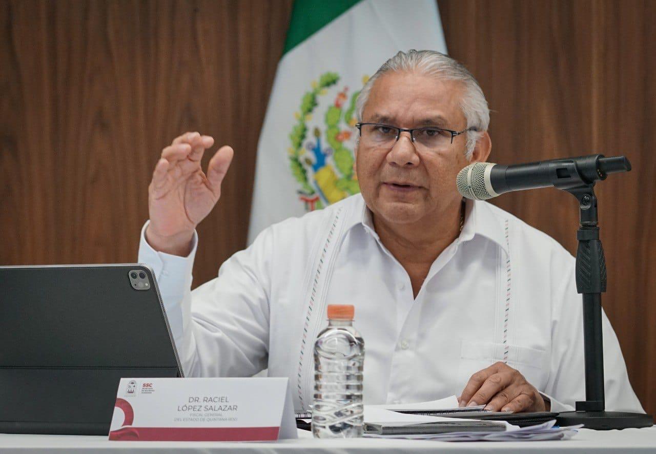 Raciel López